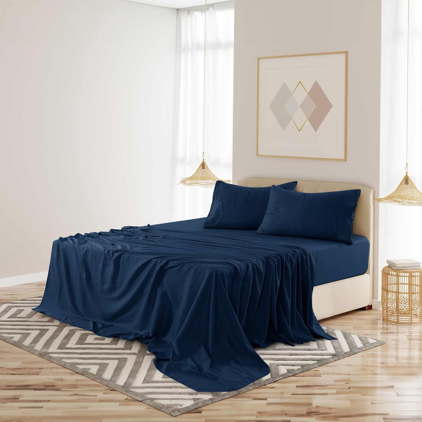 Bed Sheet Set Microfiber with Size-Dependent 3- or 4-Piece Contents and Six specified Bed Dimensions
