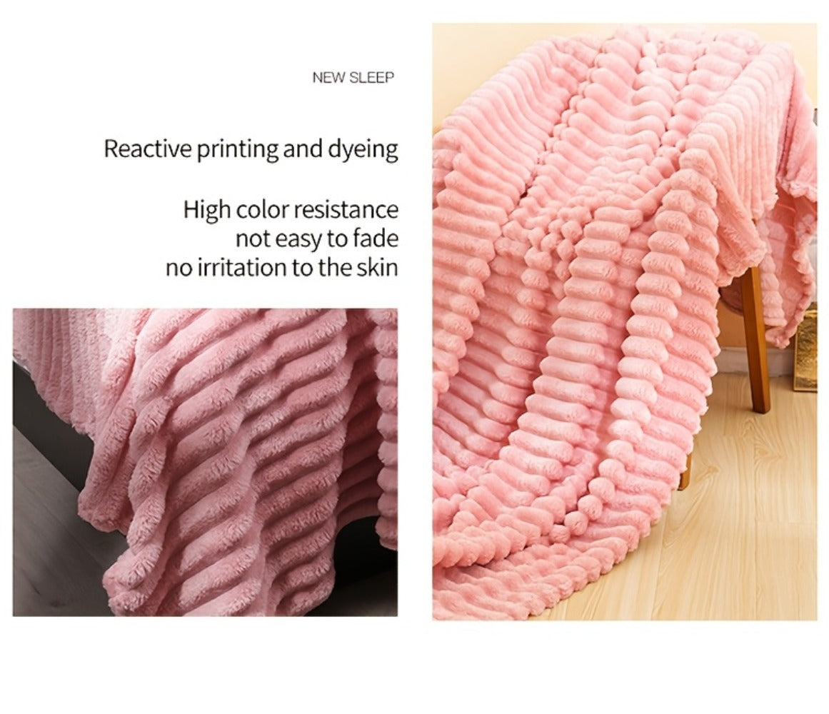 500gsm Heavy Plush Blanket, Ultra Thick Fluffy Blanket for Bed, Sofa & Travel, Baby to Double Size