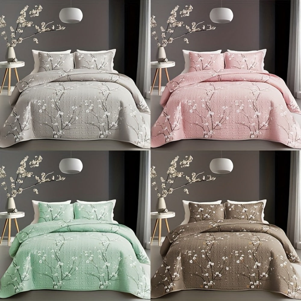 Plum Blossom Quilted Bedspread Set Machine Washable Soft Breathable Hypoallergenic Comforter with Pillowcases Twin Full Queen King Size