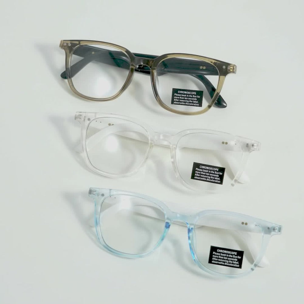 Smart Glasses Photochromic Bluetooth Audio Eyewear with Magnetic Charging and Four Frame Color Options