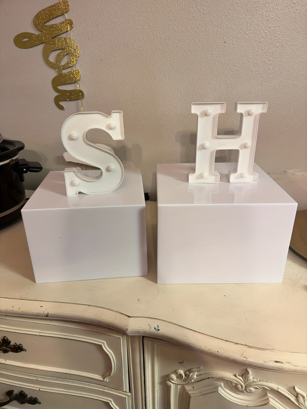 Buffet Risers Display Stand 6pcs - White Acrylic Food Risers for Buffet Table Party Catering for Entryways, Bedrooms and Living Spaces