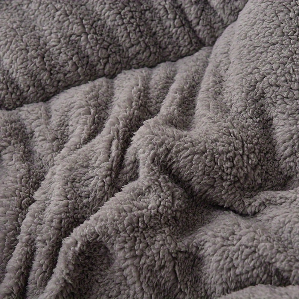 Reversible Milk Velvet Comforter Soft Quilted Blanket 100% Polyester Plush Fleece Bedding All Season Machine Washable for Home Hotel Queen