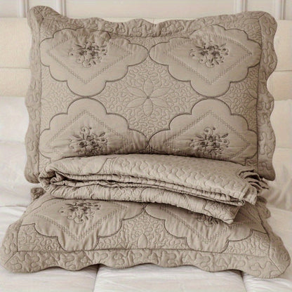 Quilt Set 3 Piece Floral Embroidery Bedspread – 100% Polyester Wrinkle Resistant Lightweight Quilted Coverlet with 2 Pillow Shams for Full