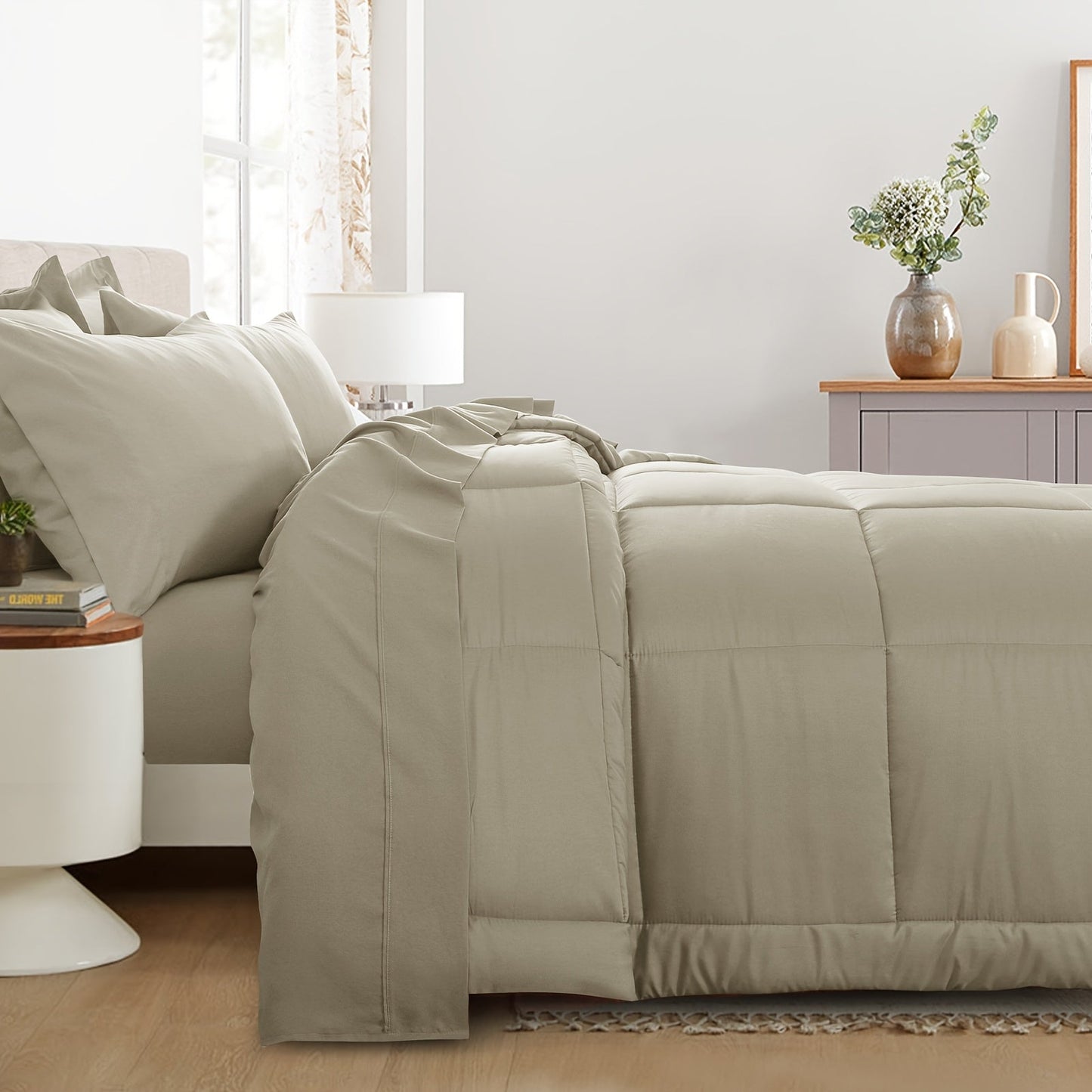 7 Piece Comforter Set Luxury Soft Fluffy Bedding All Season Bed in a Bag with Comforter Fitted Sheet Flat Sheet Pillowcases Hypoallergenic
