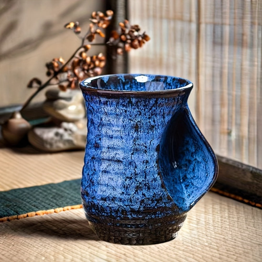 Speckled Hand-Warmer Coffee Mug with Sculpted Side Grip in Blue or Oil-Pink 560ml Options Pictured