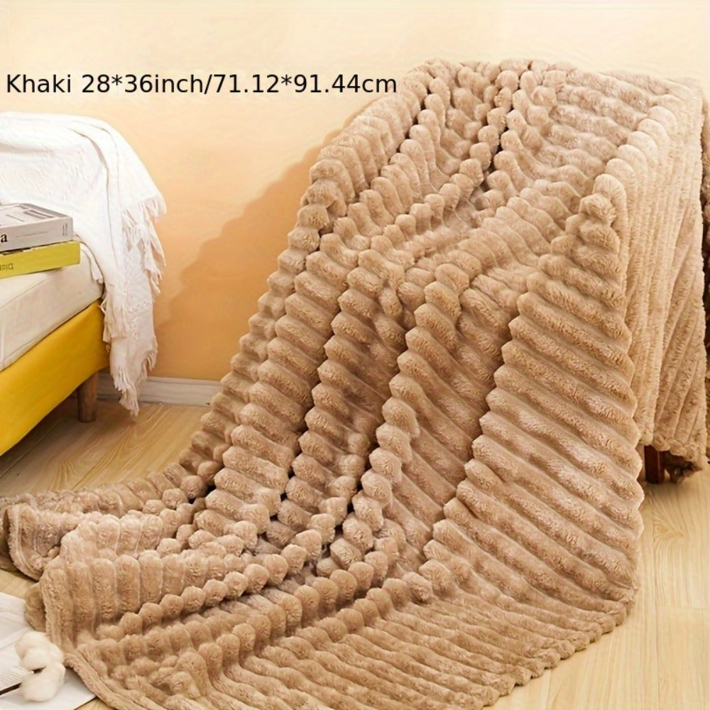 500gsm Heavy Plush Blanket, Ultra Thick Fluffy Blanket for Bed, Sofa & Travel, Baby to Double Size
