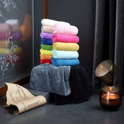 Eighteen-Piece Bath Towel Set with Four Bath Towels, Four Hand Towels and Ten Washcloths in 16 Colors