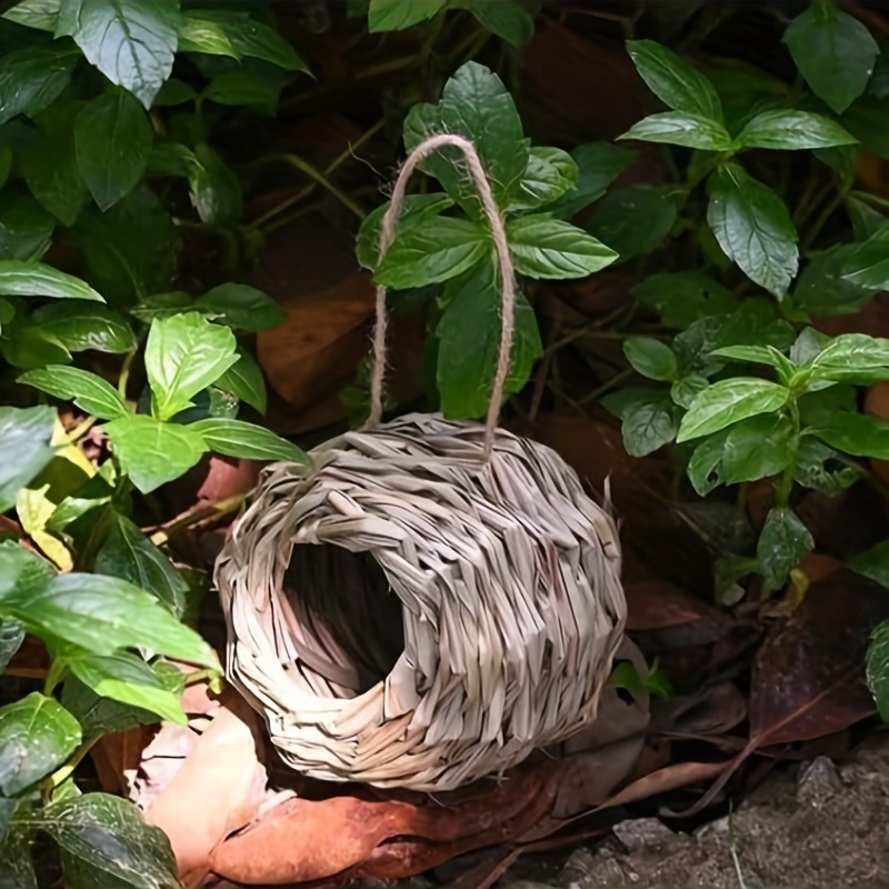 Hummingbird Nest House Handwoven Outdoor Garden Patio Bird Nest – Spherical Design Comfortable Nesting Shelter for Small Birds