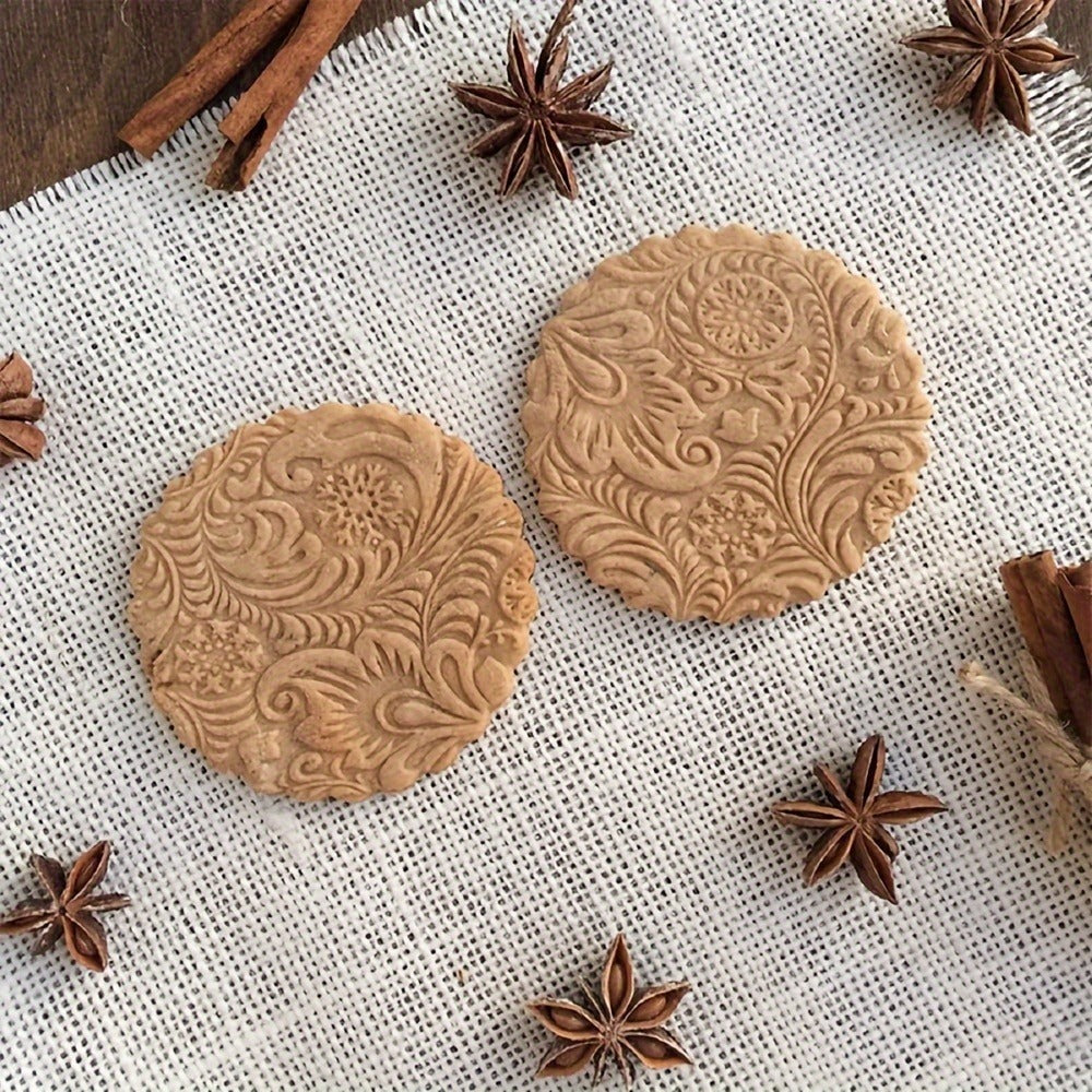 Embossed Wooden Rolling Pin with Engraved Pattern, Decorative Patterned Rolling Pin for Cookie Baking