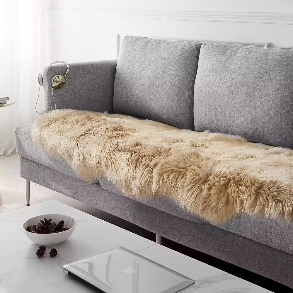 Area Rug, Wavy-Edge Imitation Plush Accent Carpet in White, Gray or Khaki with Three Size Options