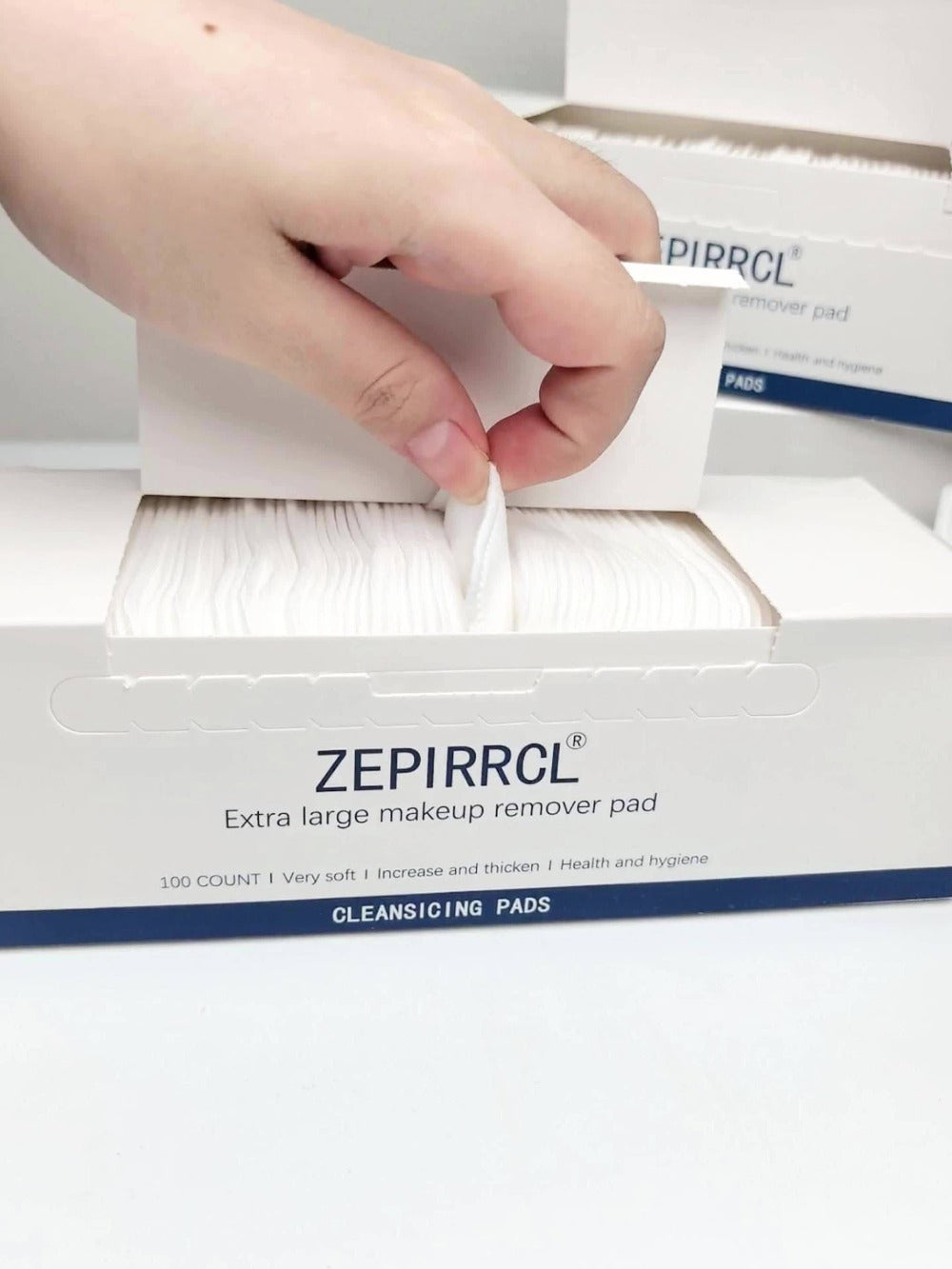 Disposable Square Cleansing Pads 200pcs (2 Boxes x 100) Extra Thick Soft Wet & Dry Facial Pads for Daily Skincare Makeup Removal