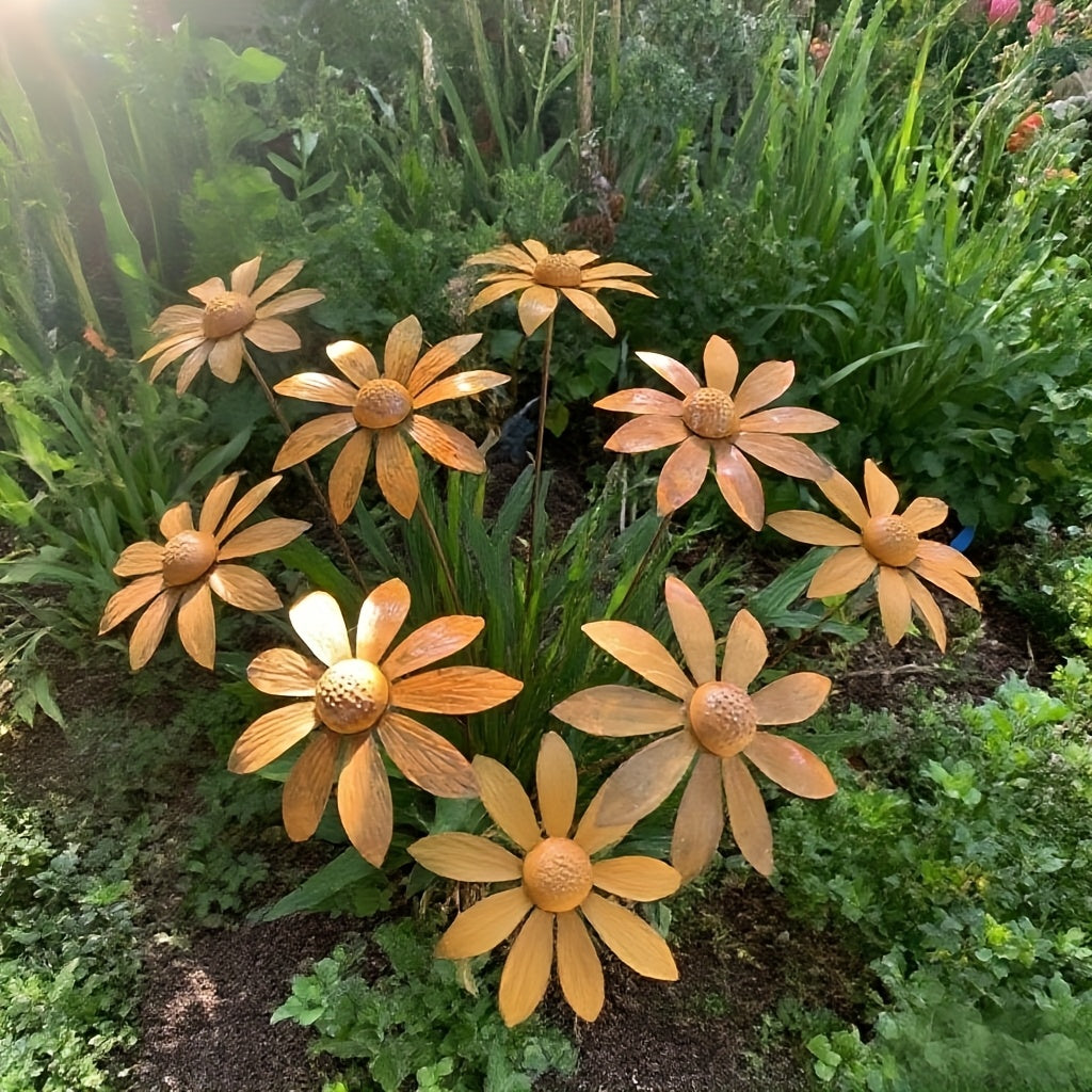 Rustic Metal Daisy Garden Stake with Chamomile or Daisy Flower Style for Pots, Beds and Yard Displays
