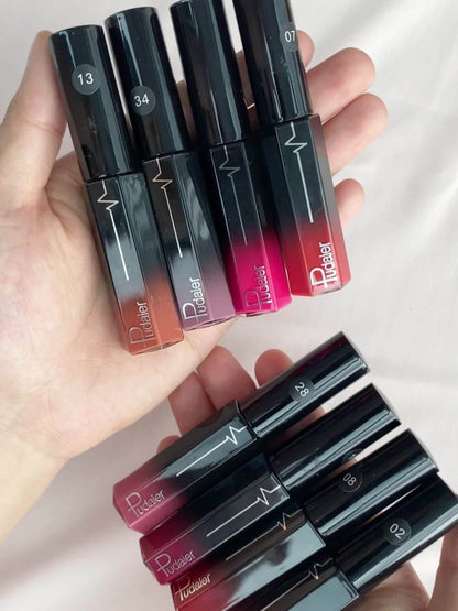 Semi-Matte Liquid Lip Color in Six Numbered Shades with 9.3cm Gradient Tube and Wand Applicator