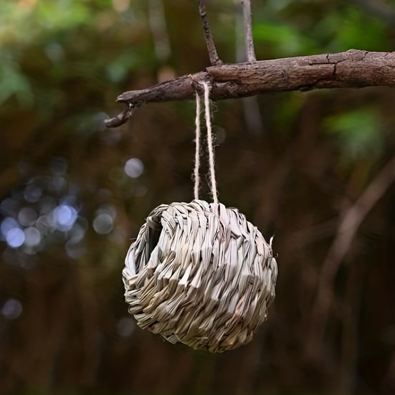Hummingbird Nest House Handwoven Outdoor Garden Patio Bird Nest – Spherical Design Comfortable Nesting Shelter for Small Birds