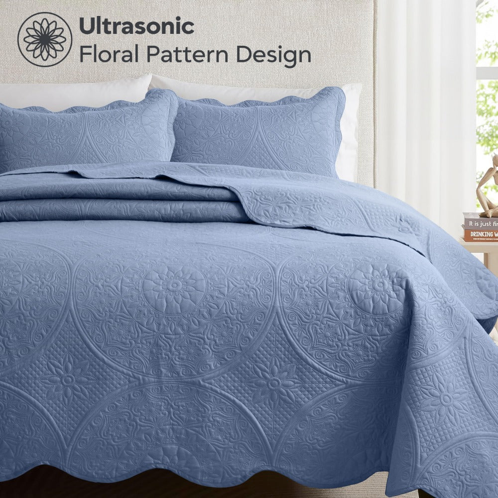 Floral-Pattern Three-Piece Bedspread Set in 16 Colors with Twin, Queen, King and California King Sizes