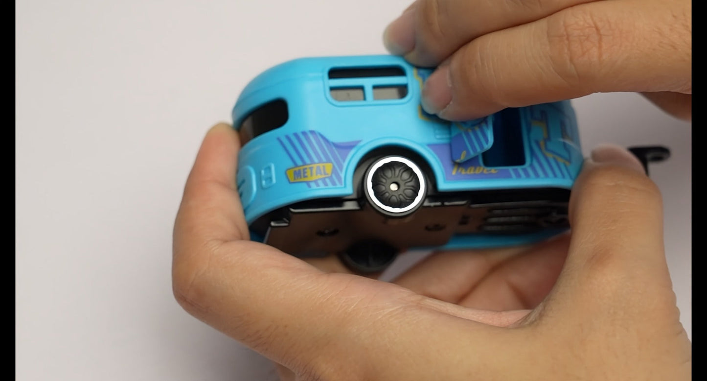 Mini Remote Control Pickup Truck with Detachable Trailer, Five Color Options and Spring Suspension