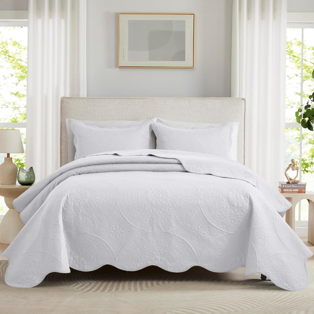 Floral-Pattern Three-Piece Bedspread Set in 16 Colors with Twin, Queen, King and California King Sizes