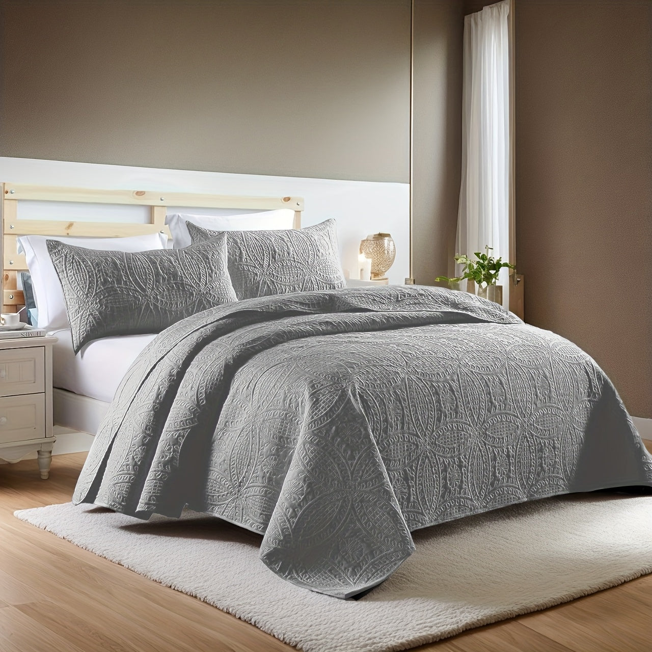 Quilt Set 3 Piece Soft Lightweight Bedding – Thin Bed Quilt with 2 Pillowcases for Bedroom Guest Room, Full Queen King