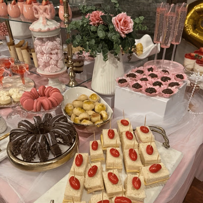 Display Stands 6pcs Five-Sided Square Buffet Risers – White Transparent Dessert Cake Display Storage Rack for Party Wedding Catering Retail