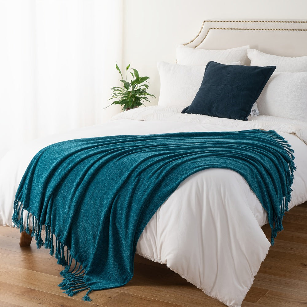 Chenille Fringe Throw Blanket, 180-200gsm Velvety Decorative Throw for Sofa & Couch, Home Decor, 50”×60”