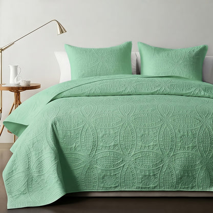 Coin-Pattern Quilted Coverlet Set with Pillowcases, Twin to King Sizes and Ten Color Choices