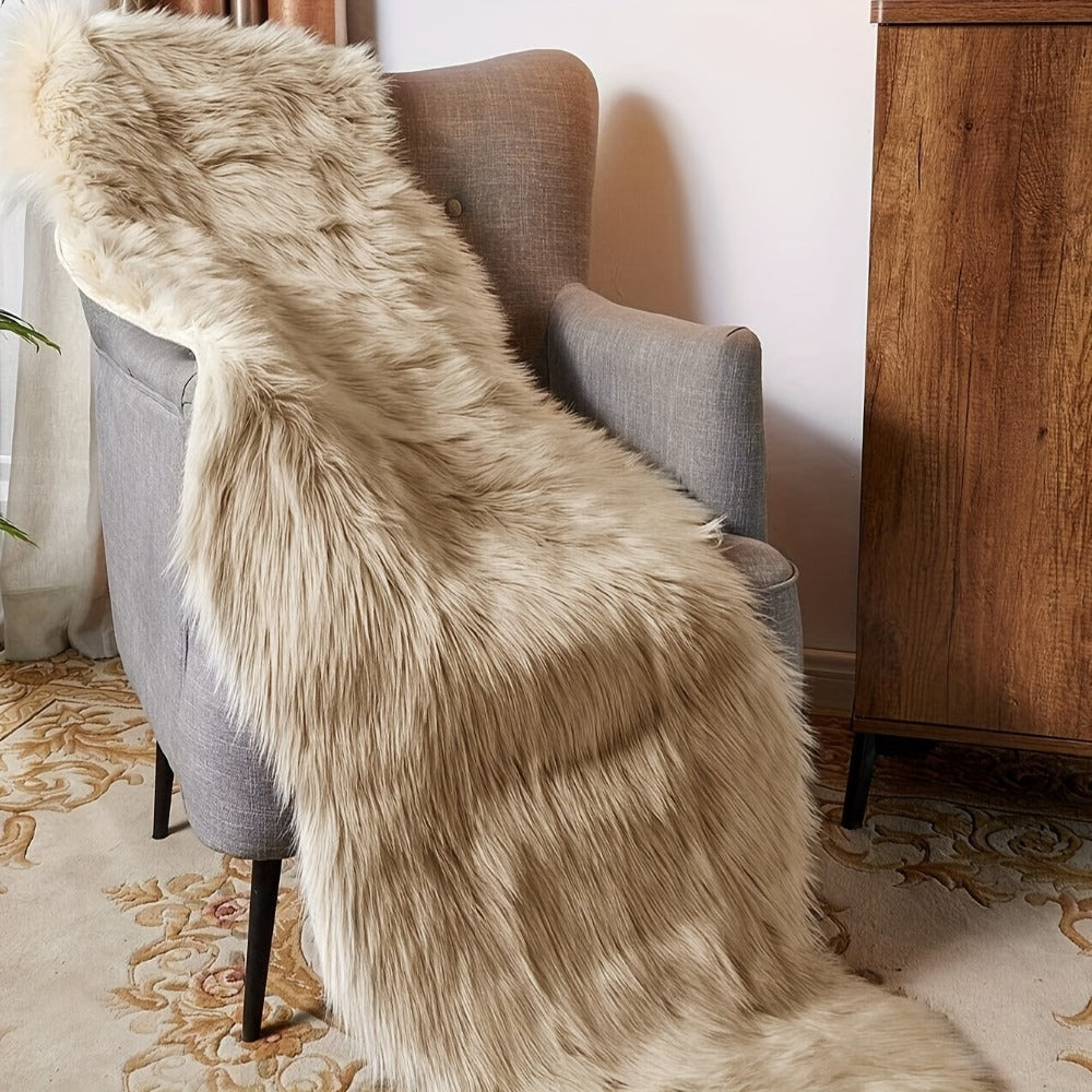 Area Rug, Wavy-Edge Imitation Plush Accent Carpet in White, Gray or Khaki with Three Size Options
