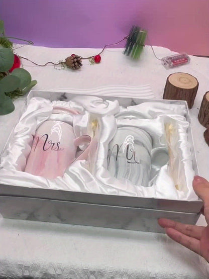 Mr and Mrs Mugs Wedding Gift Set 14oz Ceramic Marble – Bride and Groom Couples Mugs | Bridal Shower Engagement Anniversary Gift | Reusable