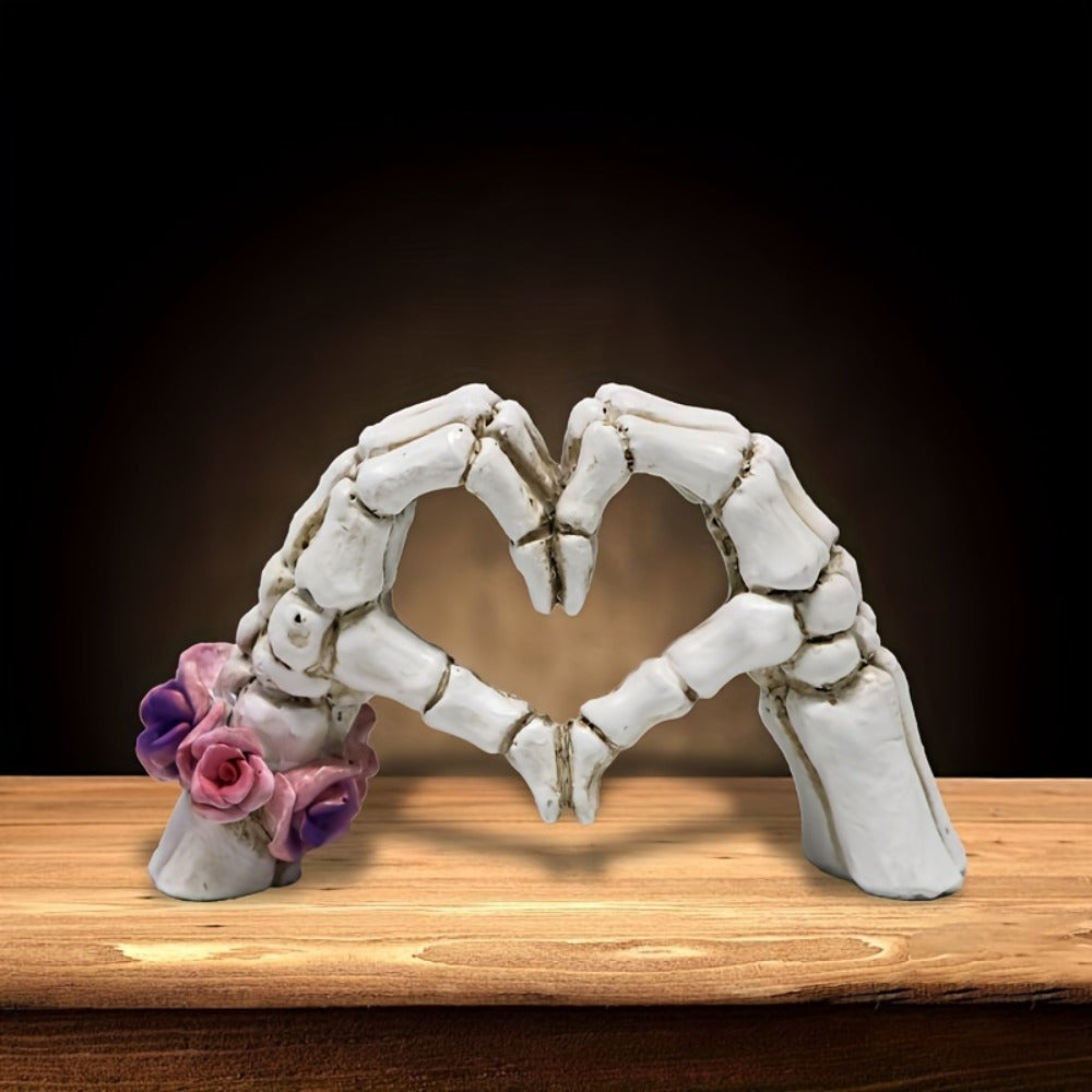 Skull Heart Hand Resin Statue – Gothic Desktop Decoration Modern Art Sculpture for Home Decor, Halloween Decor