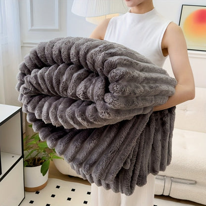 500gsm Heavy Plush Blanket, Ultra Thick Fluffy Blanket for Bed, Sofa & Travel, Baby to Double Size