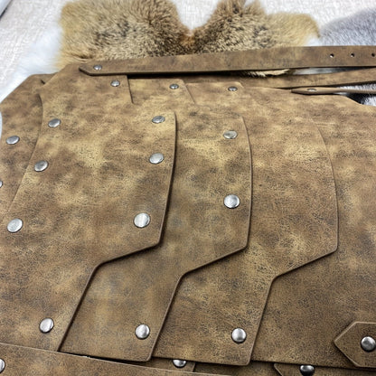 Medieval Shoulder Armor Double Pauldron for Men & Women – Embossed PU Faux Leather Warrior Pauldrons for Halloween LARP Cosplay Renaissance