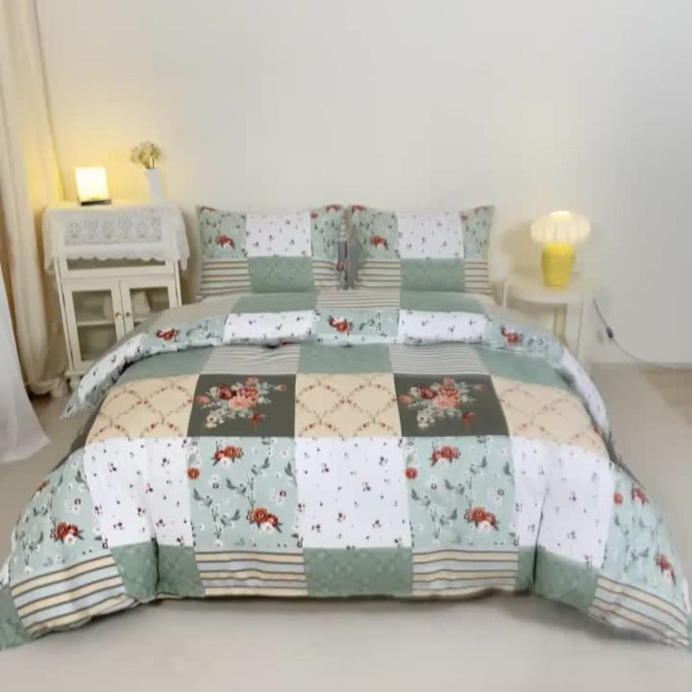 3-Piece Duvet Cover Set with Floral Patchwork Print in Blue, Green or Pink and Four Size Options