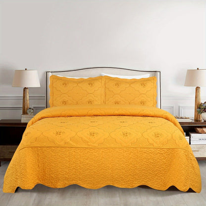 Quilt Set 3 Piece Floral Embroidery Bedspread – 100% Polyester Wrinkle Resistant Lightweight Quilted Coverlet with 2 Pillow Shams for Full