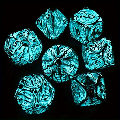Metal Skull Dice Set 7pcs Glow in the Dark, Hollow UV Fluorescent Polyhedral DnD RPG Dice for Dungeon Masters