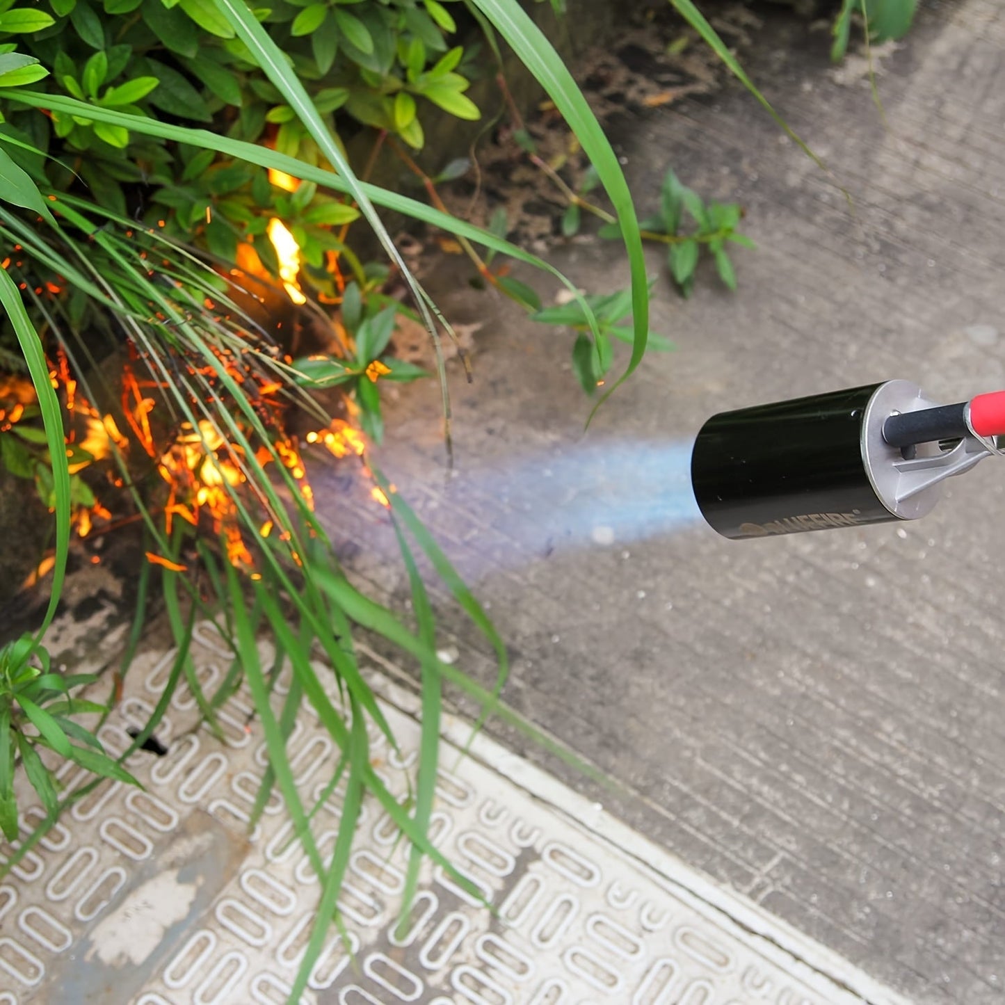 Propane Weed Torch, Flame Weeder Ice Melter Outdoor Roof Driveway for Garden, Patio and Yard Use