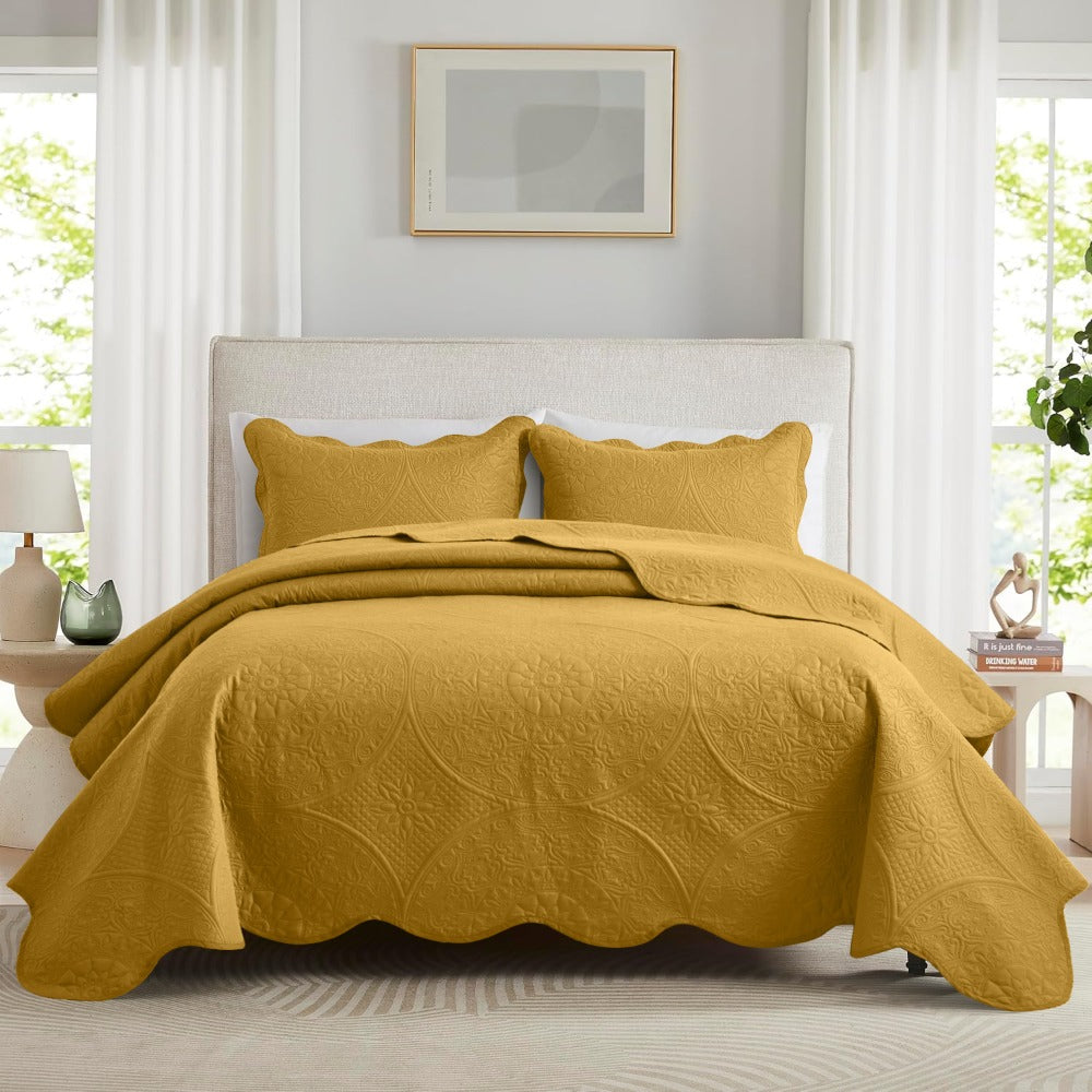 Floral-Pattern Three-Piece Bedspread Set in 16 Colors with Twin, Queen, King and California King Sizes