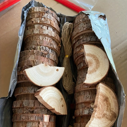 Wood Slices 28 Pcs Natural Log Bark Rounds for Crafts DIY Centerpieces Christmas Ornaments Wreaths Wedding Decor Painting Woodworking