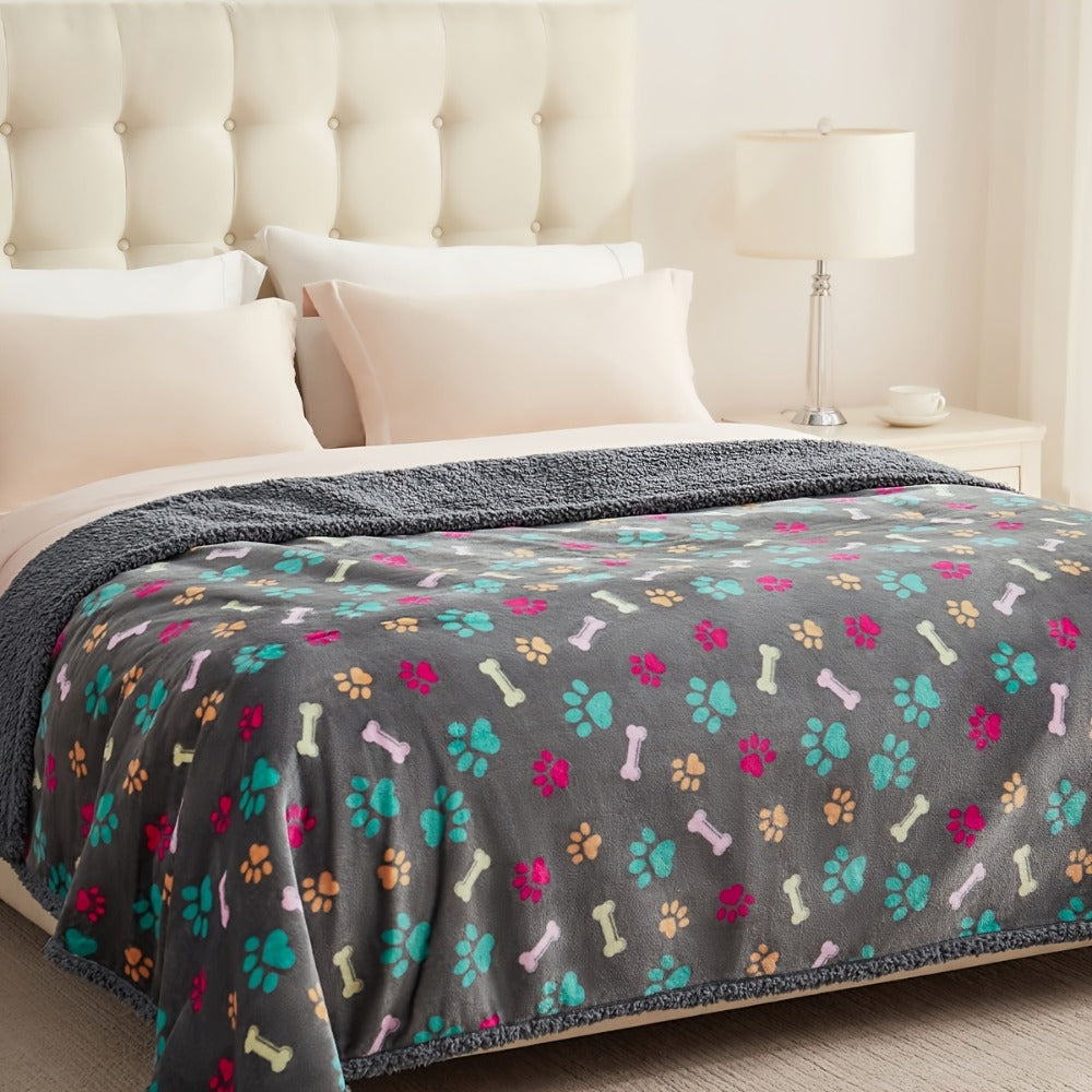 Pet Blanket, Reversible Liquid-Proof Coral Fleece Dog Blanket for Couch, Sofa & Bed, Furniture Protector