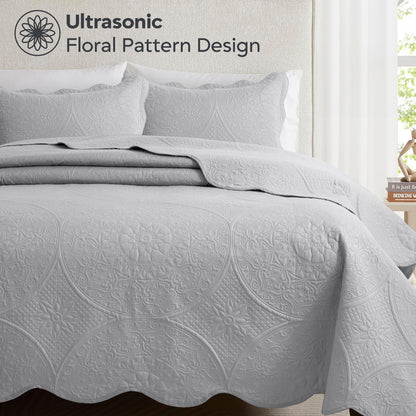 Floral-Pattern Three-Piece Bedspread Set in 16 Colors with Twin, Queen, King and California King Sizes