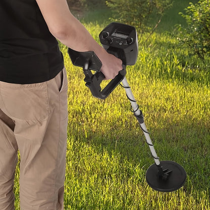 Metal Detector for Garden, Patio and Yard Use, with the Listed Configuration, for Everyday Use and Organized Storage