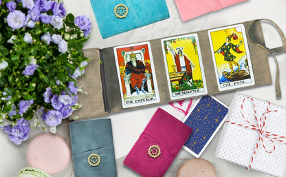 Tarot Card Bag Velvet Pouch with Retro Pendant – 5pcs Lightweight Tarot Storage Holder Set, Mystical Drawstring Bags for Tarot Cards