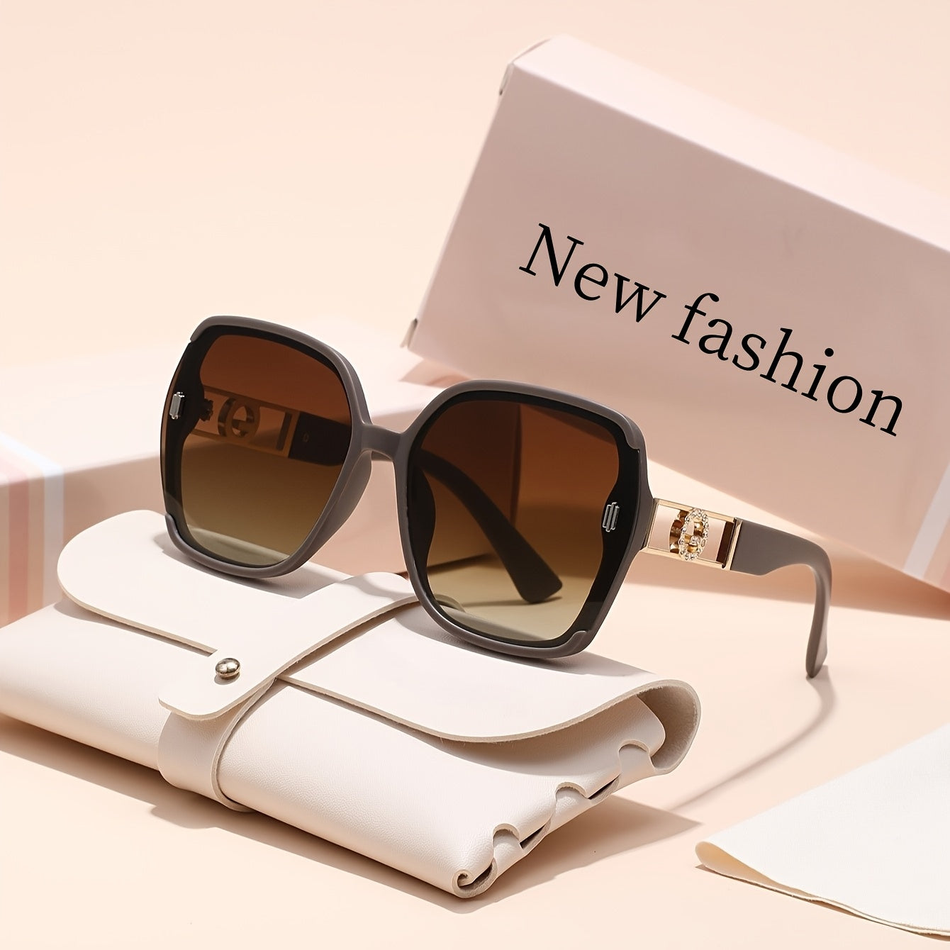 Fashion Glasses - Retro Rectangle Women Anti-Reflective PC Lens Lightweight Plastic Frame - product detail view 10