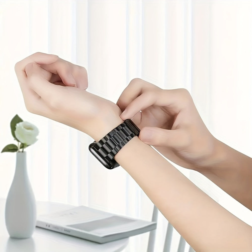 Fashion Watch - Apple Band Stainless Steel with Remover Tool - Compatible with Apple Ultra - product detail view 6