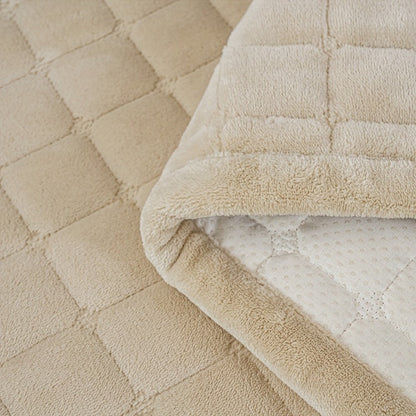 Sofa Cushion Cover Flannel Non-Slip Bohemian Style Soft Plush Couch Cover – Machine Washable Solid Color Slipcover for 2/3/4-Seater Sofa