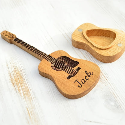Guitar Pick Set shown in the main product view