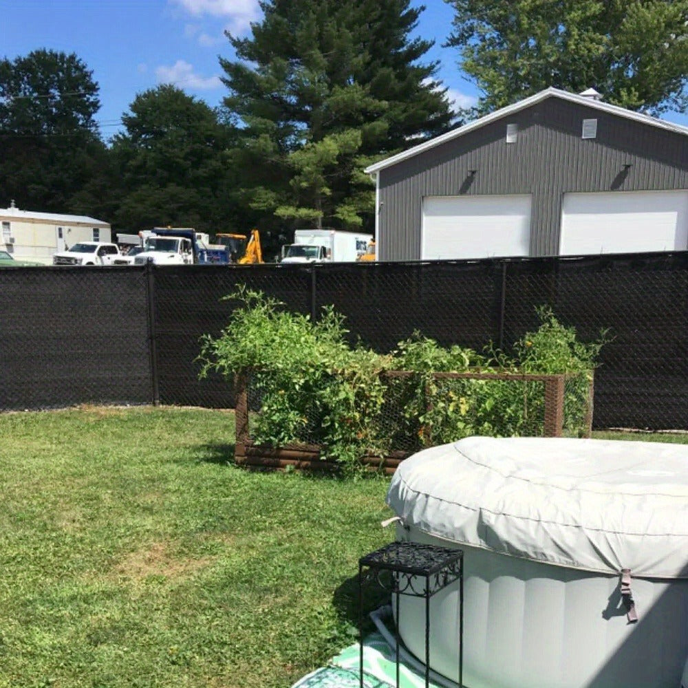 Heavy-Duty HDPE Privacy Screen with UV Protection for Privacy and Space Definition detail image - detail view 3