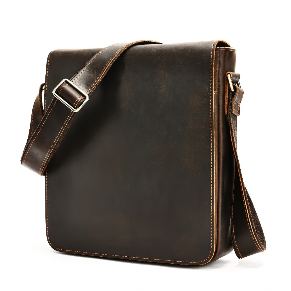 Laptop Bag – Genuine Leather, for Travel & Work – detail view 2
