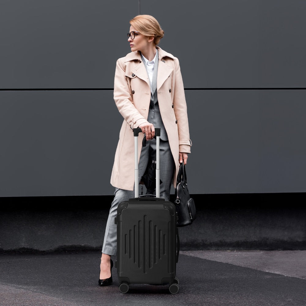 Luggage Set – 3 Piece, 28 Inch, Hardshell, Spinner Wheels – detail view 17