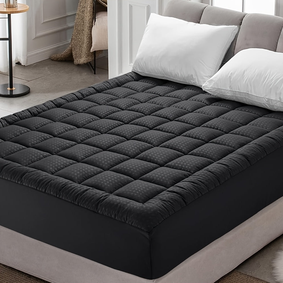Mattress Topper shown in the Black, Queen 60"*80" option
