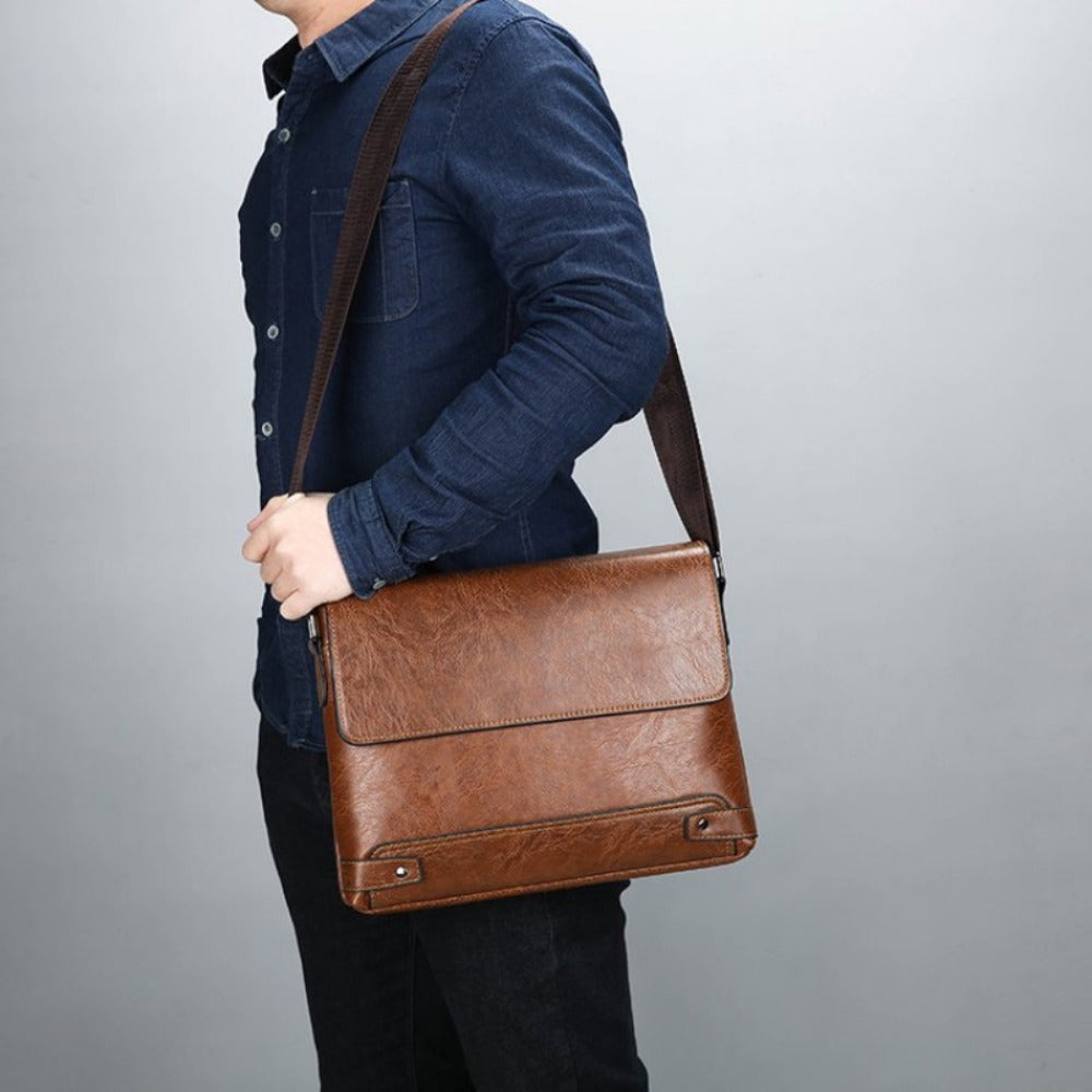Men's Crossbody Bag – Large Capacity, Multi-Pocket, Adjustable Strap, for Everyday Use – detail view 2