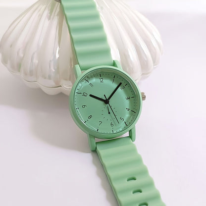 Women's Quartz Watch - Macaron Color Silicone Cute Casual Round Analog Fashion Wrist for Girls - product detail view 9